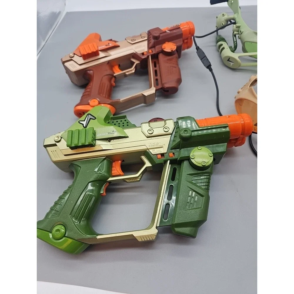 Lazer Tag 2004 Tiger Electronics Green Orange Team Ops Lot Laser Guns Goggles